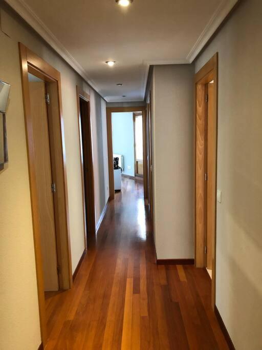 Апартаменты Friendly Vistas Mar Apart 3H Y Garaje Хихон Экстерьер фото