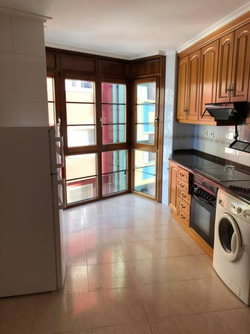 Апартаменты Friendly Vistas Mar Apart 3H Y Garaje Хихон Экстерьер фото