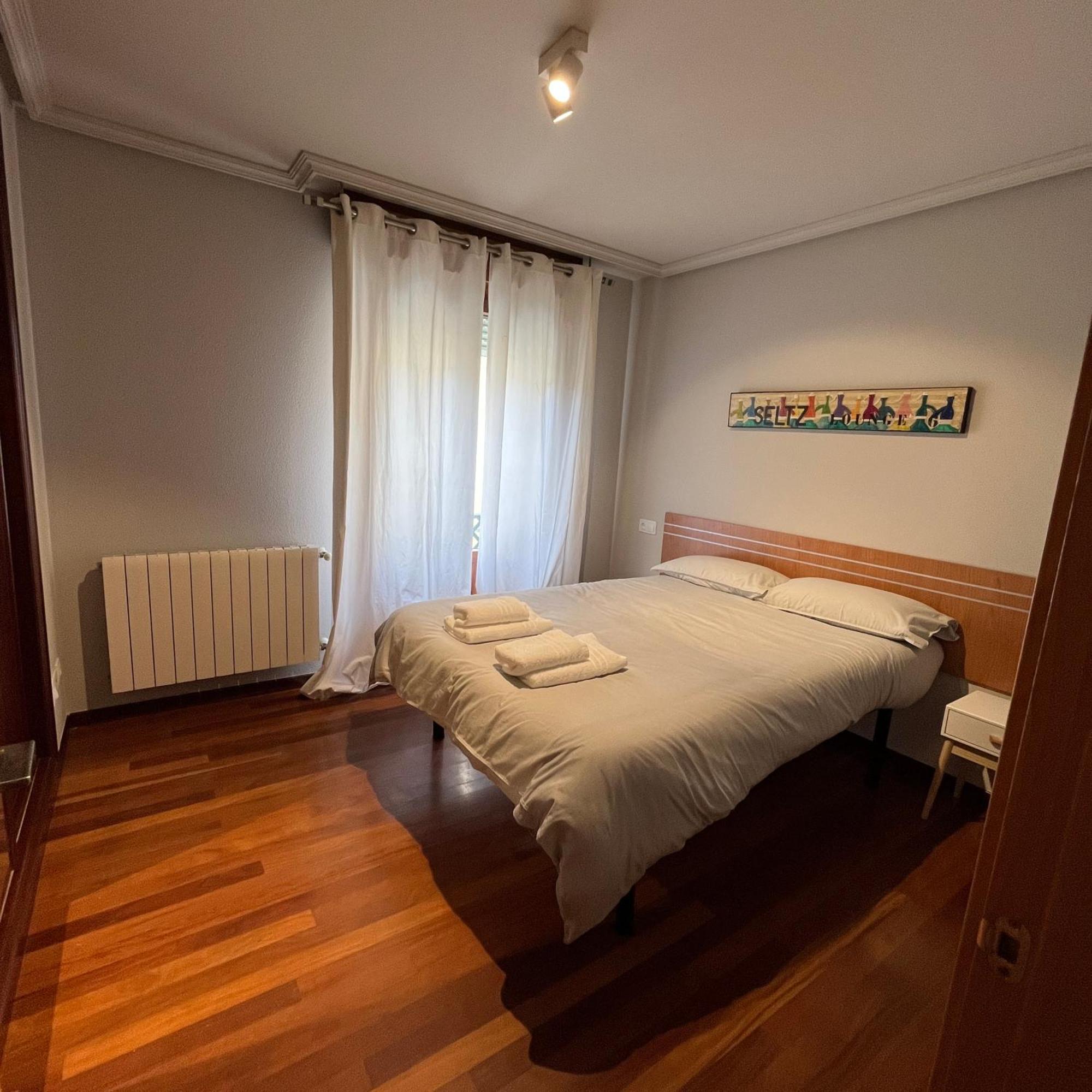Апартаменты Friendly Vistas Mar Apart 3H Y Garaje Хихон Экстерьер фото